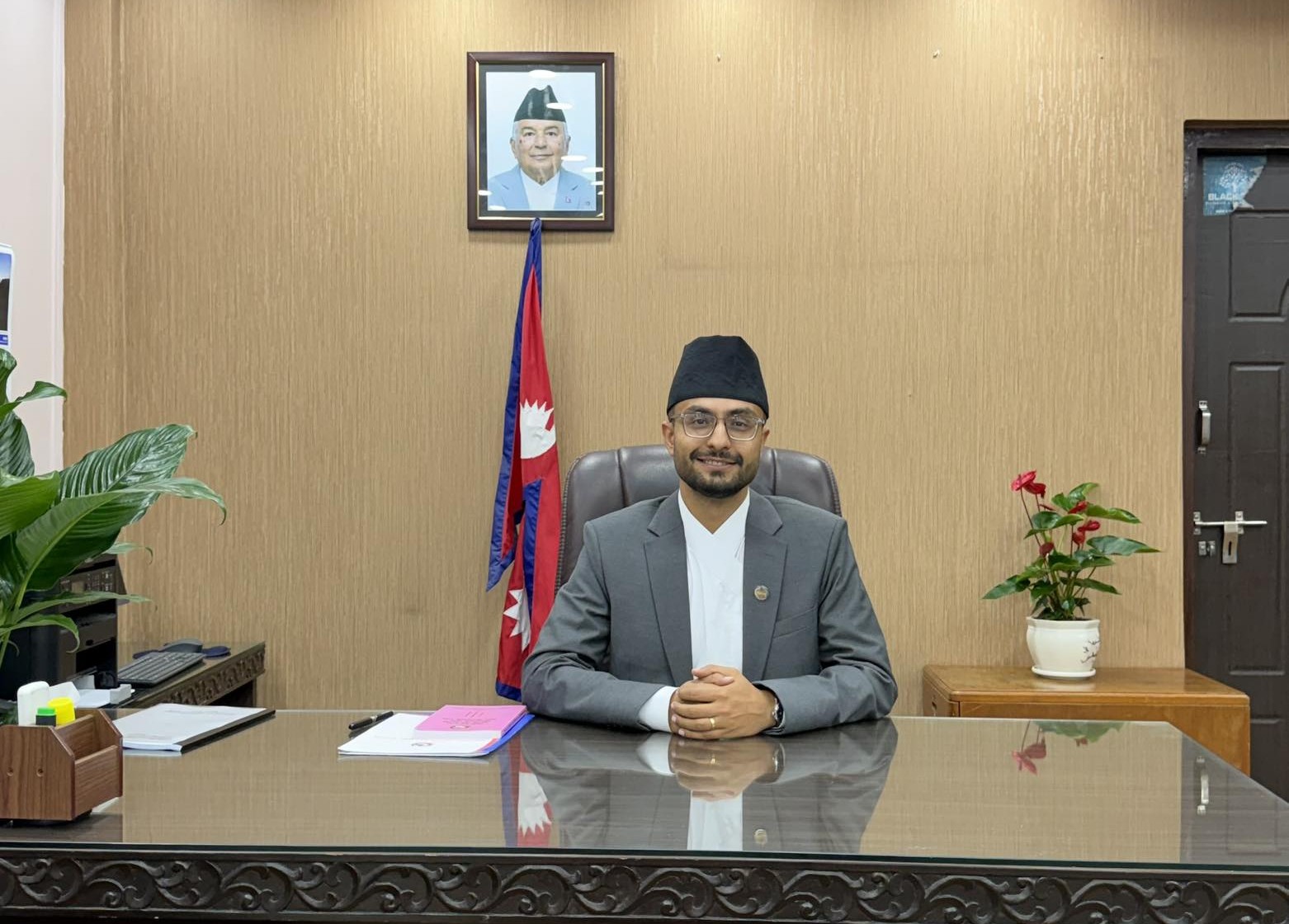 सुधारका लागि निरन्तर खबरदारी गर्न शिक्षामन्त्री पोखरेलको आग्रह